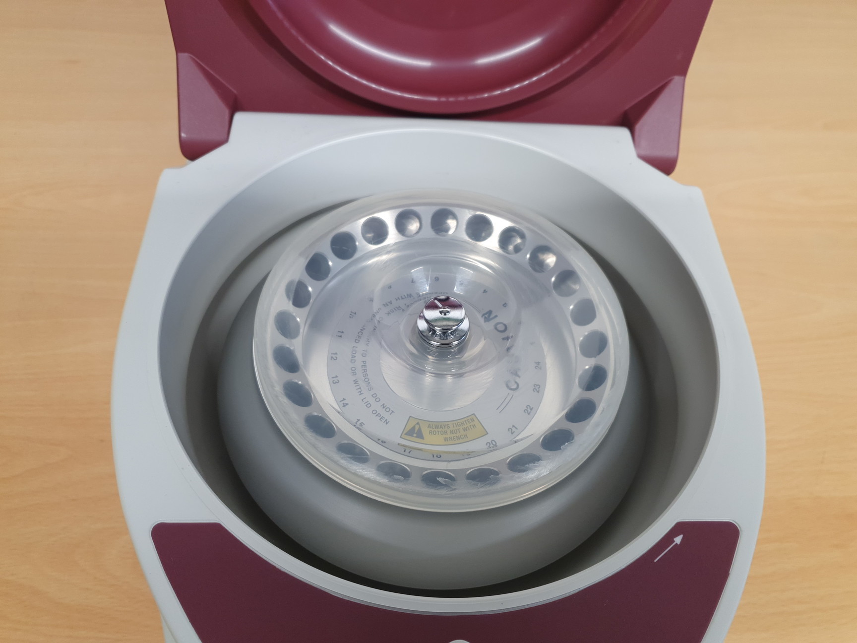 Image of Progen Scientific GenFuge 24D Digital Microcentrifuge Lab Centrifuge 