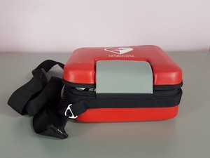 Thumbnail image of Philips HeartStart FR3 Defibrillator ECG Bundle + Carry Case