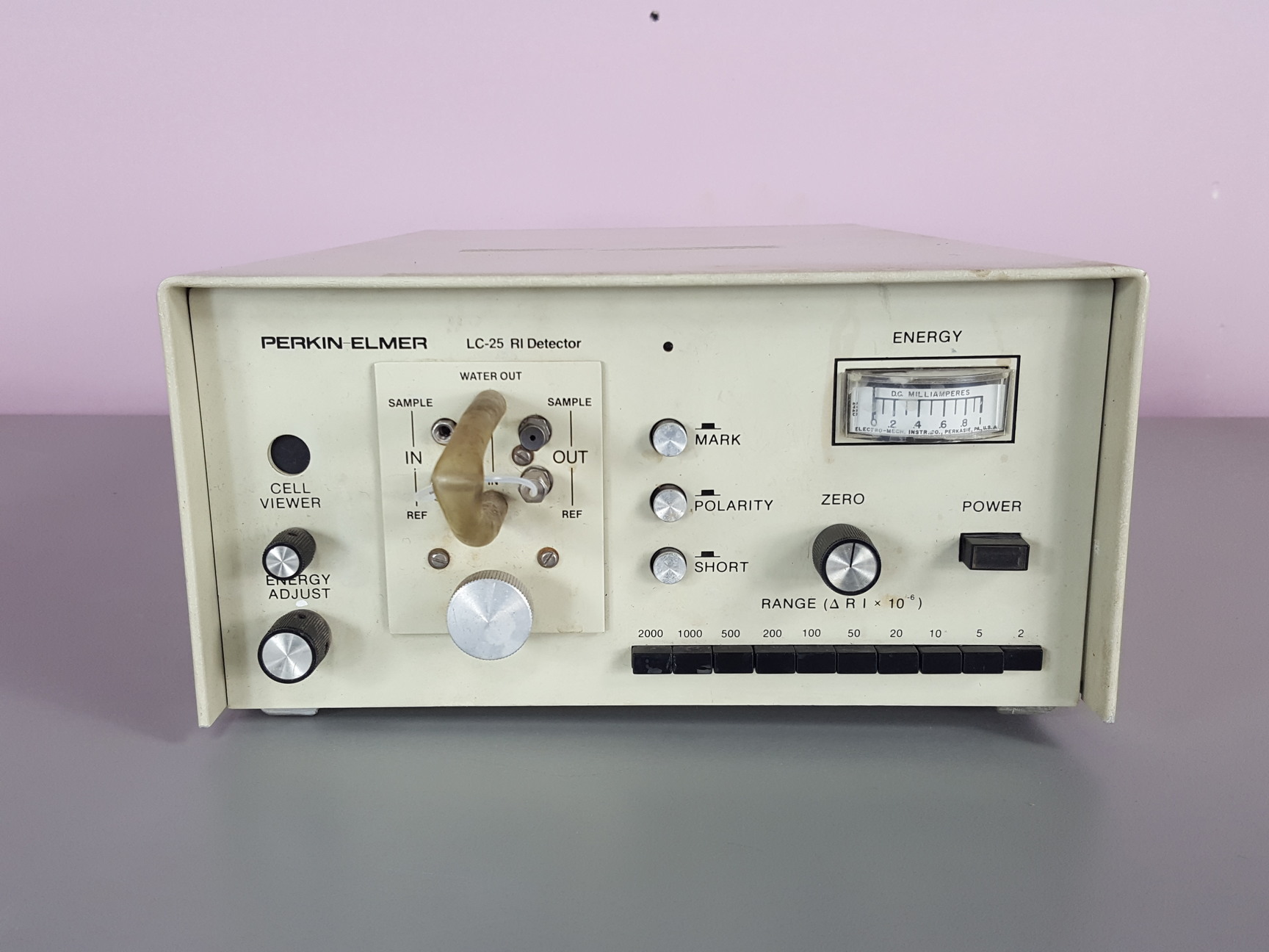 Image of Perkin Elmer LC-25 RI Detector HPLC Lab 
