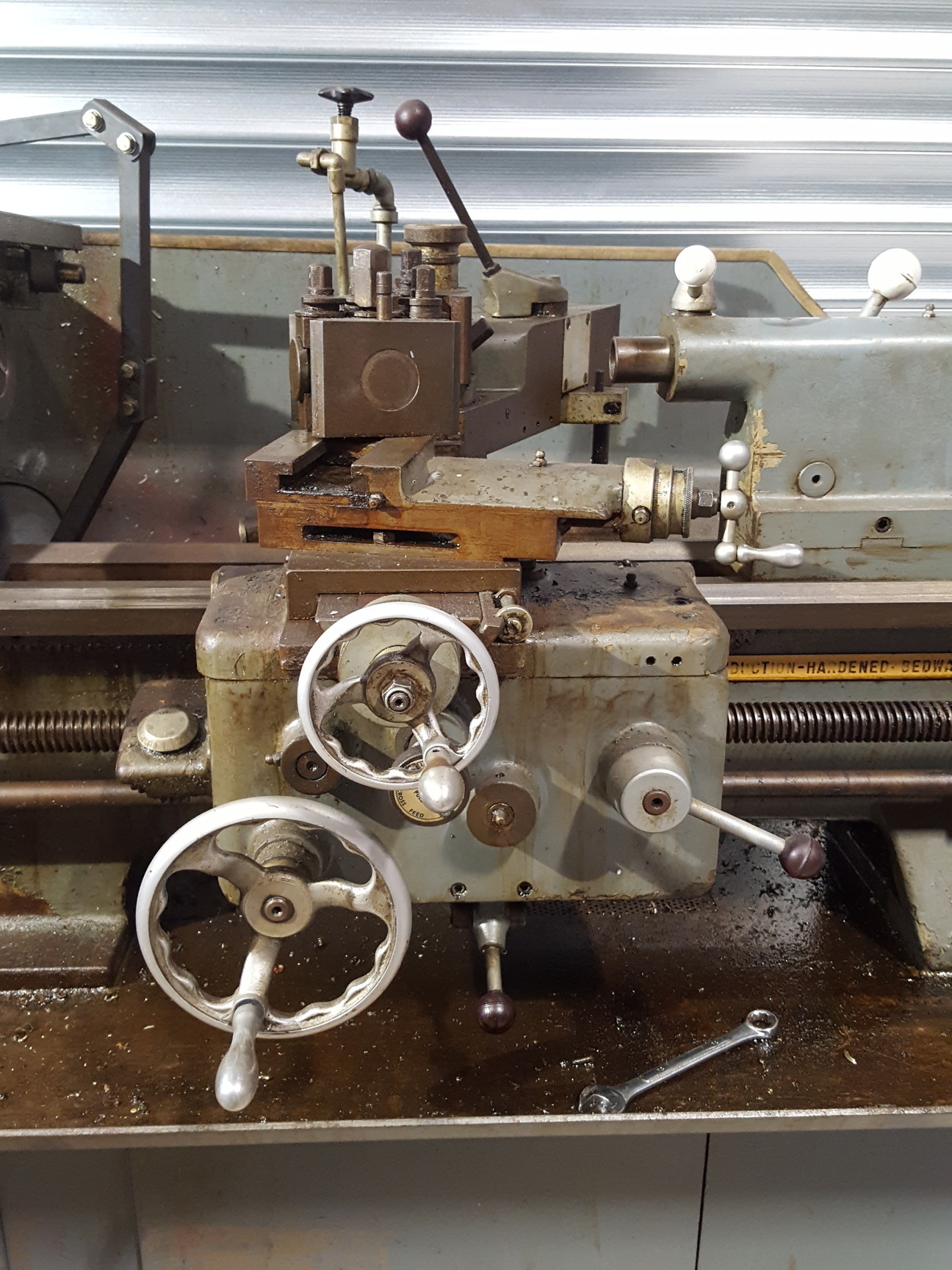 Image of Harrison 140 Metal Screw-Cutting Machine Swing Lathe 11" Swing Lathe + Manual