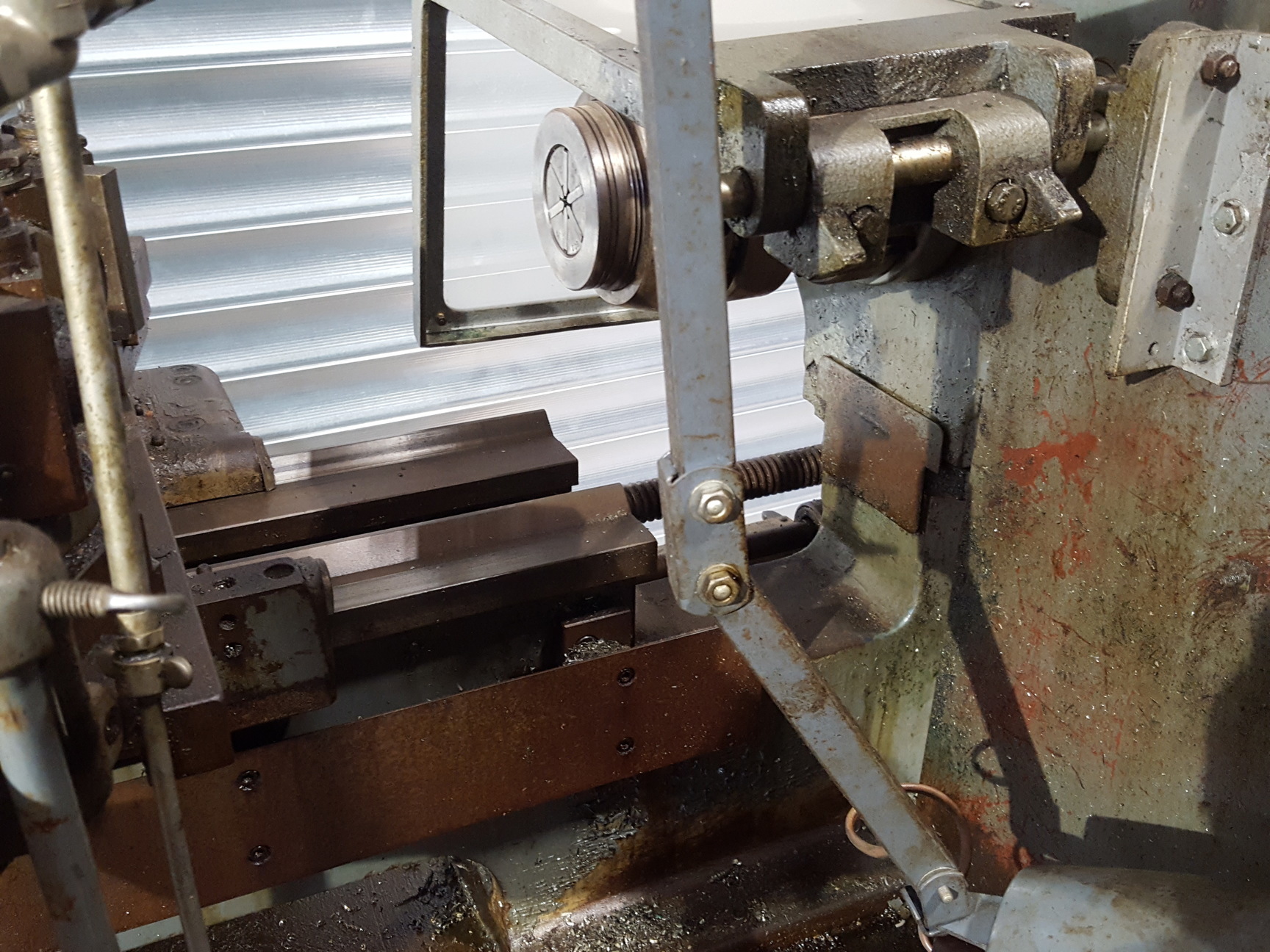 Image of Harrison 140 Metal Screw-Cutting Machine Swing Lathe 11" Swing Lathe + Manual