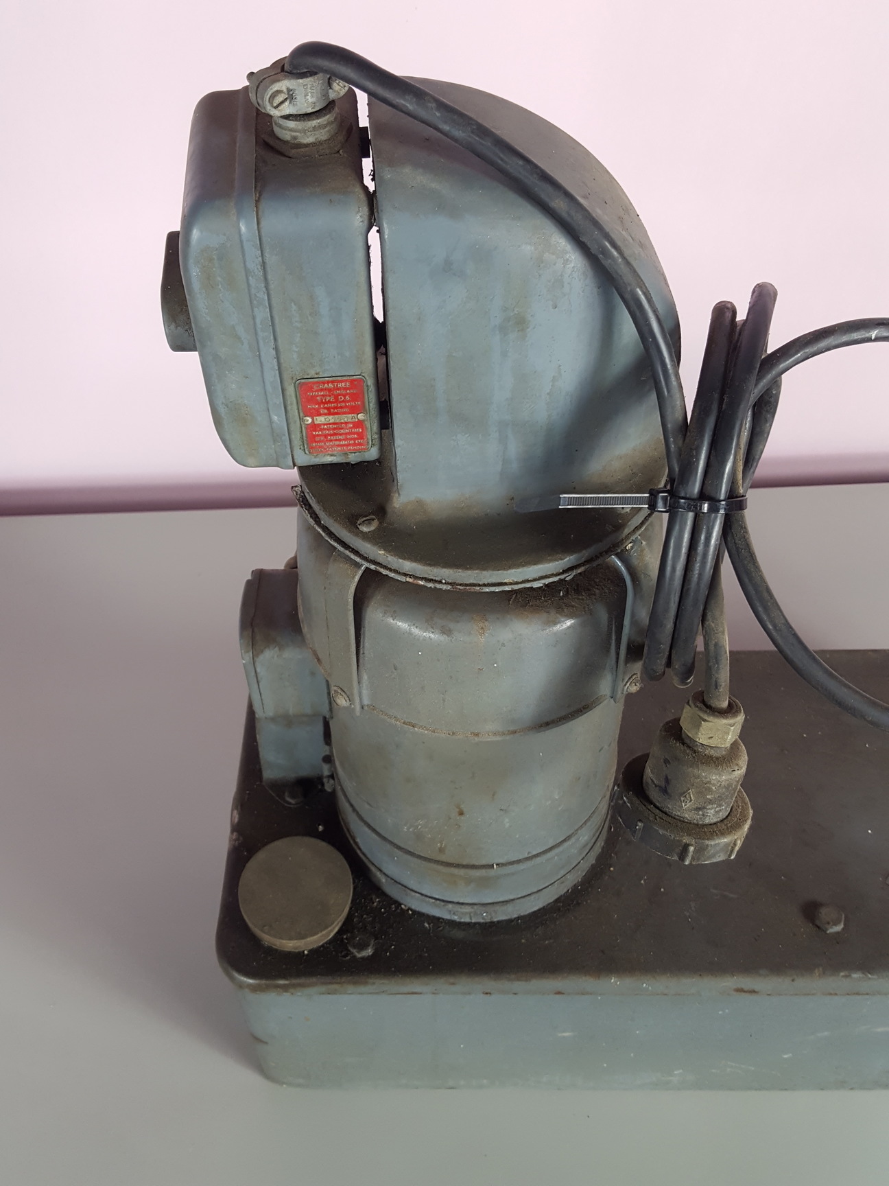 Image of HIC LTD Hydraulic Pump / Power Unit for Lathe Profiling Attachment VMF534TF