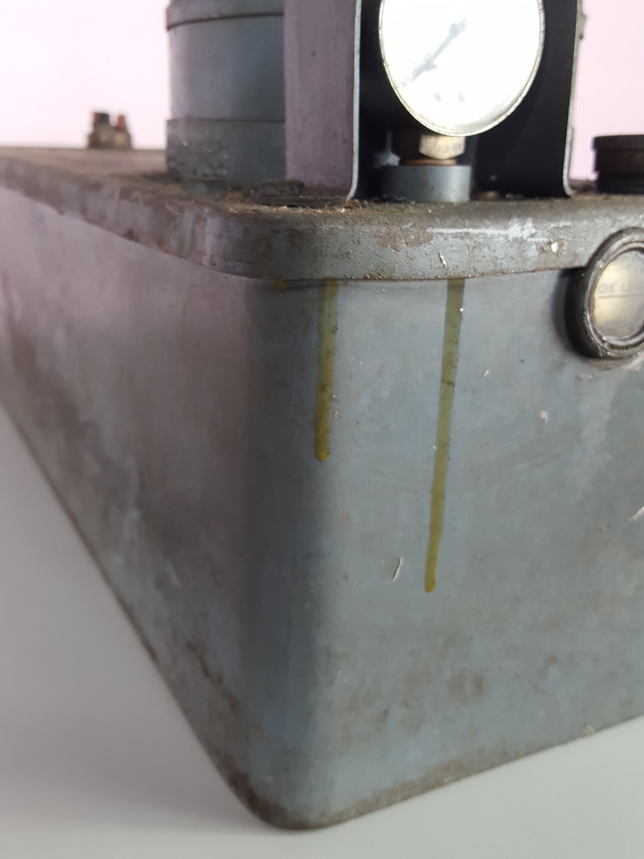 Image of HIC LTD Hydraulic Pump / Power Unit for Lathe Profiling Attachment VMF534TF