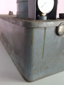 Thumbnail image of HIC LTD Hydraulic Pump / Power Unit for Lathe Profiling Attachment VMF534TF