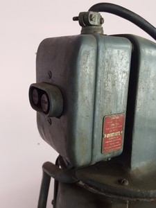 Thumbnail image of HIC LTD Hydraulic Pump / Power Unit for Lathe Profiling Attachment VMF534TF 