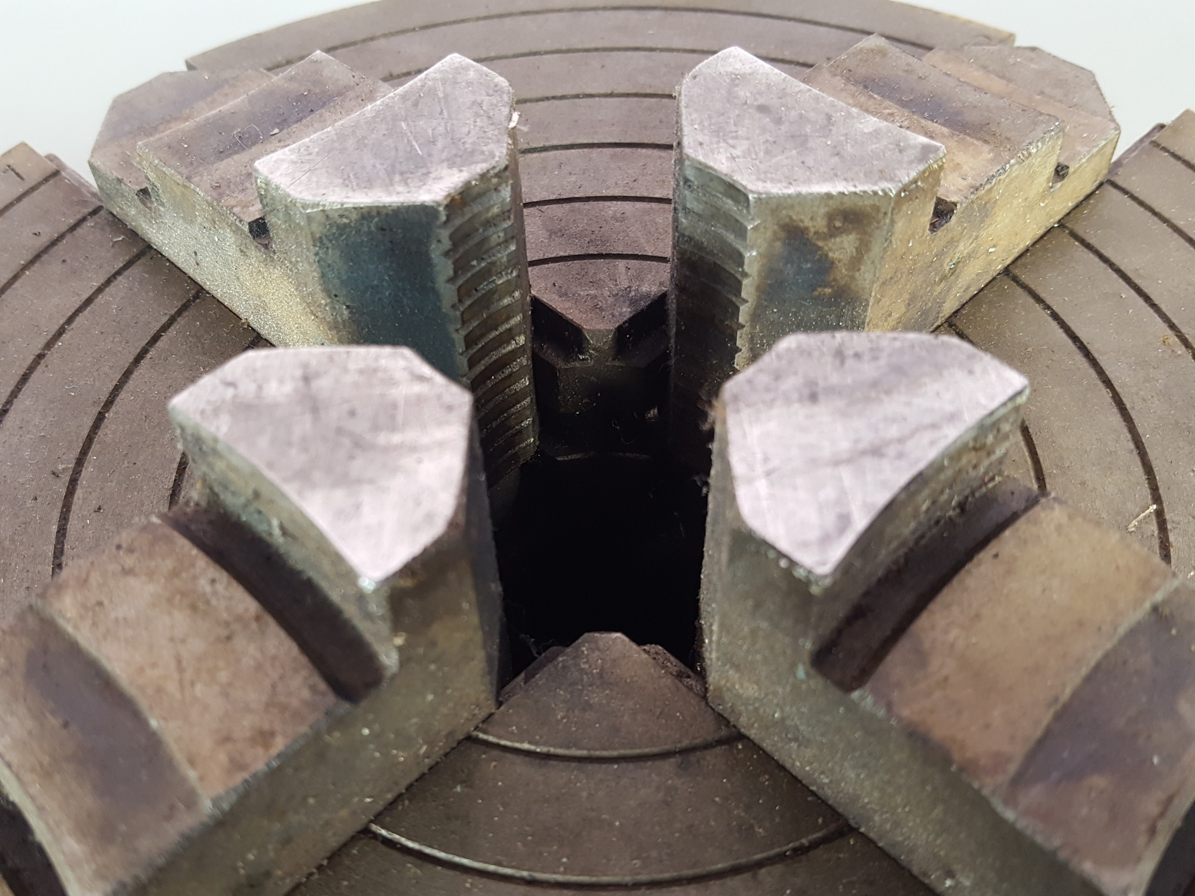 Image of Pratt Burnerd Cat.1553-12301 Iron Body Lathe Chuck 95mm