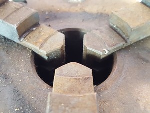 Thumbnail image of Pratt Burnerd Cat. 1213-11705 6-1/4" Iron Body Lathe Chuck (3 Jaws) 95mm 