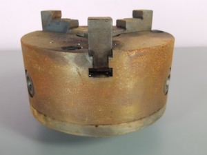 Thumbnail image of Pratt Burnerd Cat. 1213-11705 6-1/4" Iron Body Lathe Chuck (3 Jaws) 95mm 