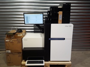 Thumbnail image of Illumina HiSeq 2500 DNA Sequencing System 2013 Lab + Control Software