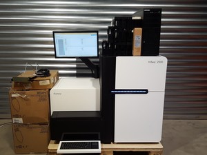 Thumbnail image of Illumina HiSeq 2500 DNA Sequencing System 2013 Lab + Control Software