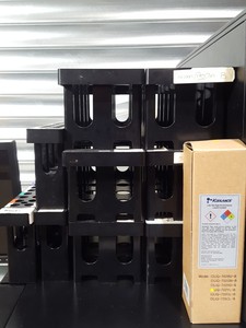 Thumbnail image of Illumina HiSeq 2500 DNA Sequencing System 2013 Lab + Control Software