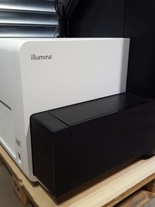 Thumbnail image of Illumina HiSeq 2500 DNA Sequencing System 2013 Lab + Control Software