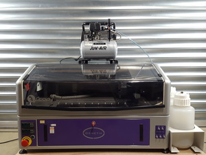 Thumbnail image of Genetix QArray Mini Benchtop MicroArray Array Printer + Jun-Air Pump Lab