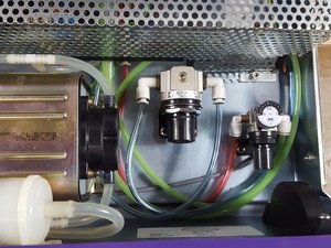 Thumbnail image of Genetix QArray Mini Benchtop MicroArray Array Printer + Jun-Air Pump Lab