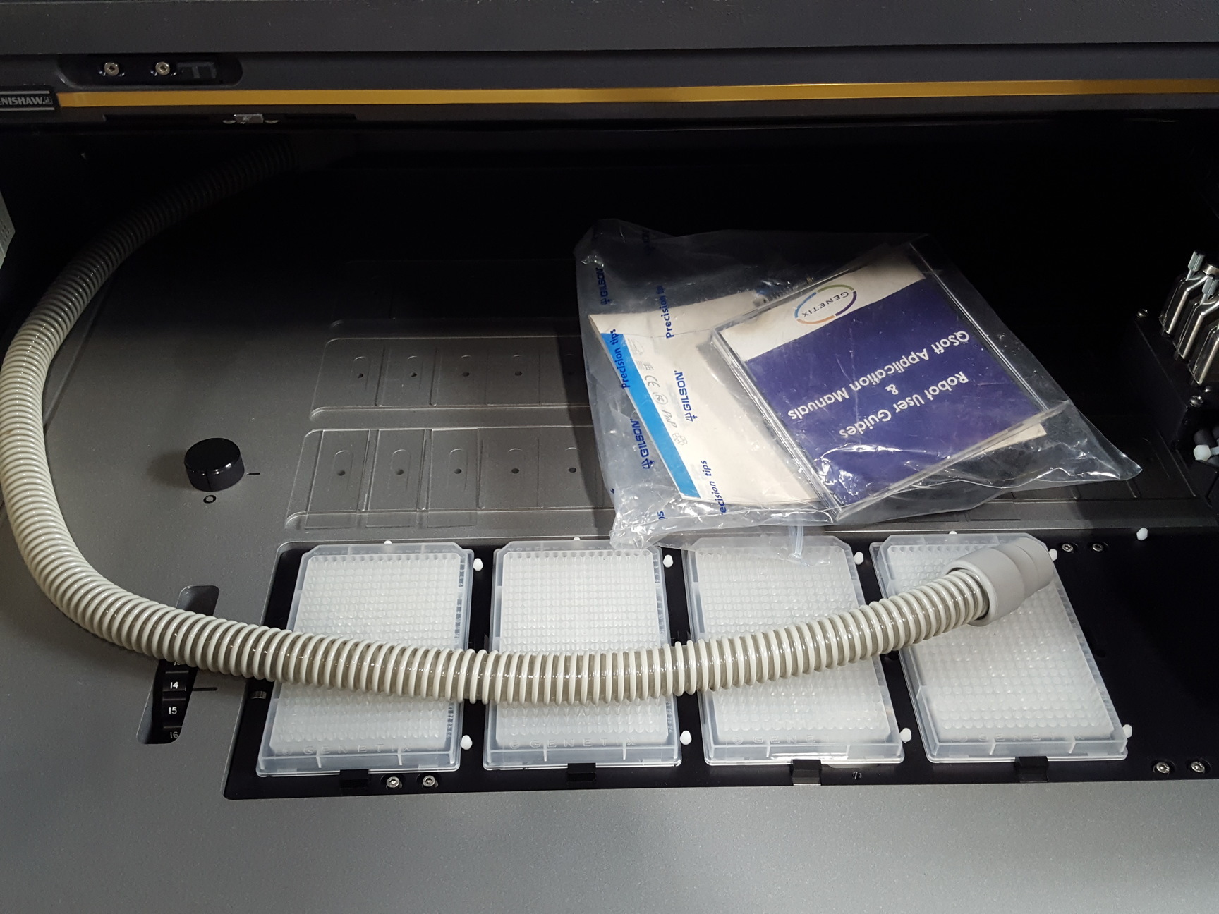 Image of Genetix QArray Mini Benchtop MicroArray Printer + Jun-Air Pump Lab