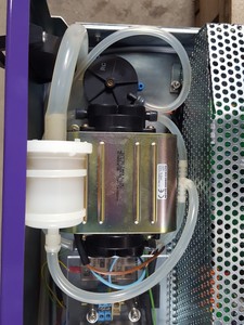 Thumbnail image of Genetix QArray Mini Benchtop MicroArray Printer + Jun-Air Pump Lab