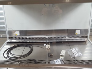Thumbnail image of Holten LaminAir Flow Cabinet Model 1.2 S2010 Spares of Repairs Lab