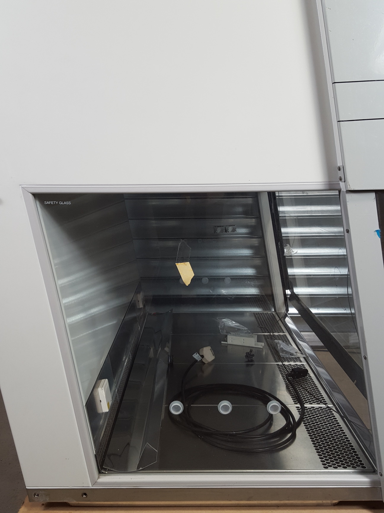 Image of Holten LaminAir Flow Cabinet Model 1.2 S2010 Spares of Repairs Lab