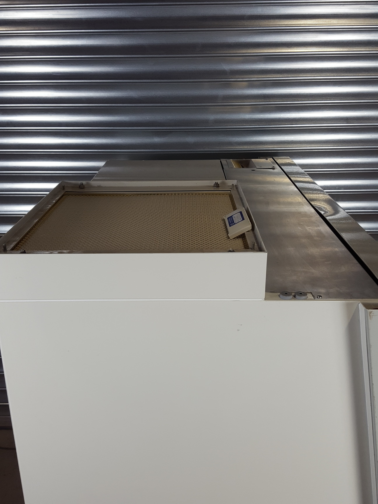 Image of Holten LaminAir Flow Cabinet Model 1.2 S2010 Spares of Repairs Lab