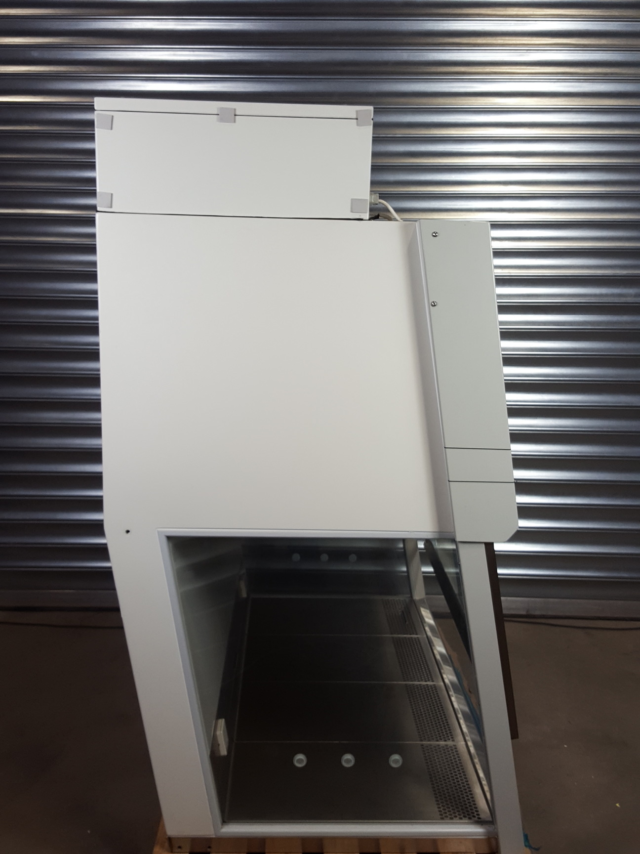 Image of Holten LaminAir S-2000 1.2 Class II Flow Cabinet Lab Spares/Repairs