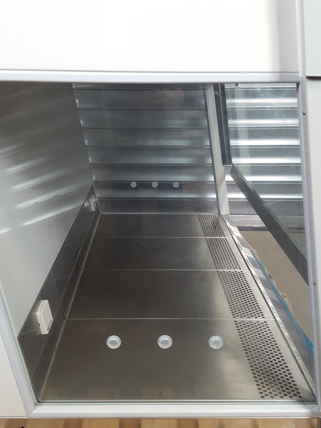Image of Holten LaminAir S-2000 1.2 Class II Flow Cabinet Lab Spares/Repairs