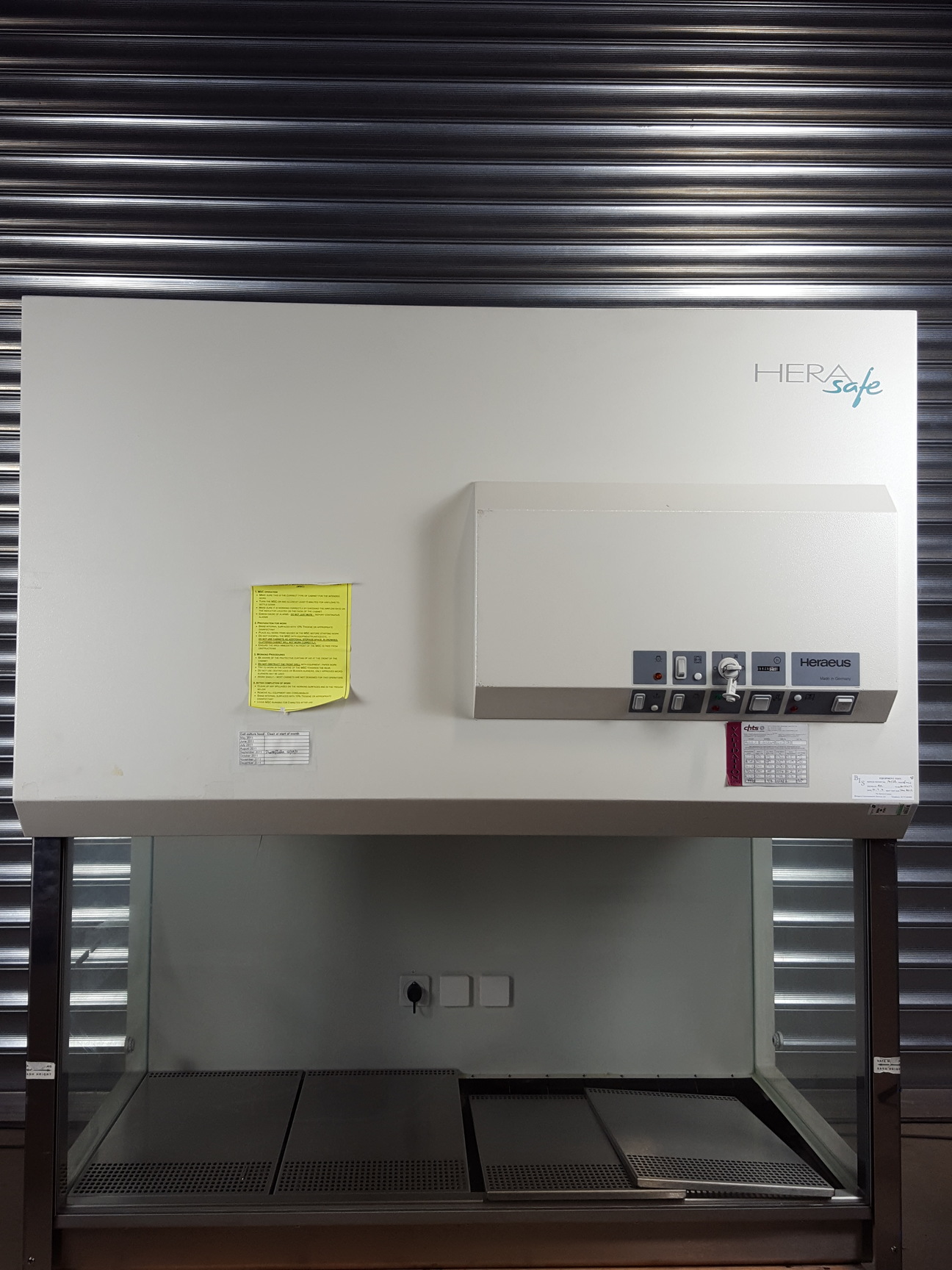 Image of Heraeus Herasafe HS-12 Class II Flow Cabinet Lab Spares or Repairs
