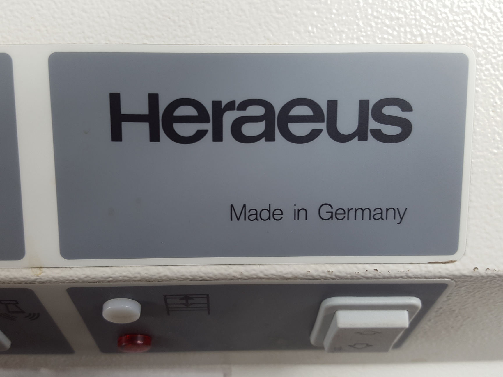 Image of Heraeus Herasafe HS-12 Class II Flow Cabinet Lab Spares or Repairs