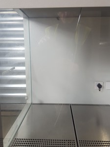 Thumbnail image of Heraeus Herasafe HS-12 Class II Flow Cabinet Lab Spares or Repairs