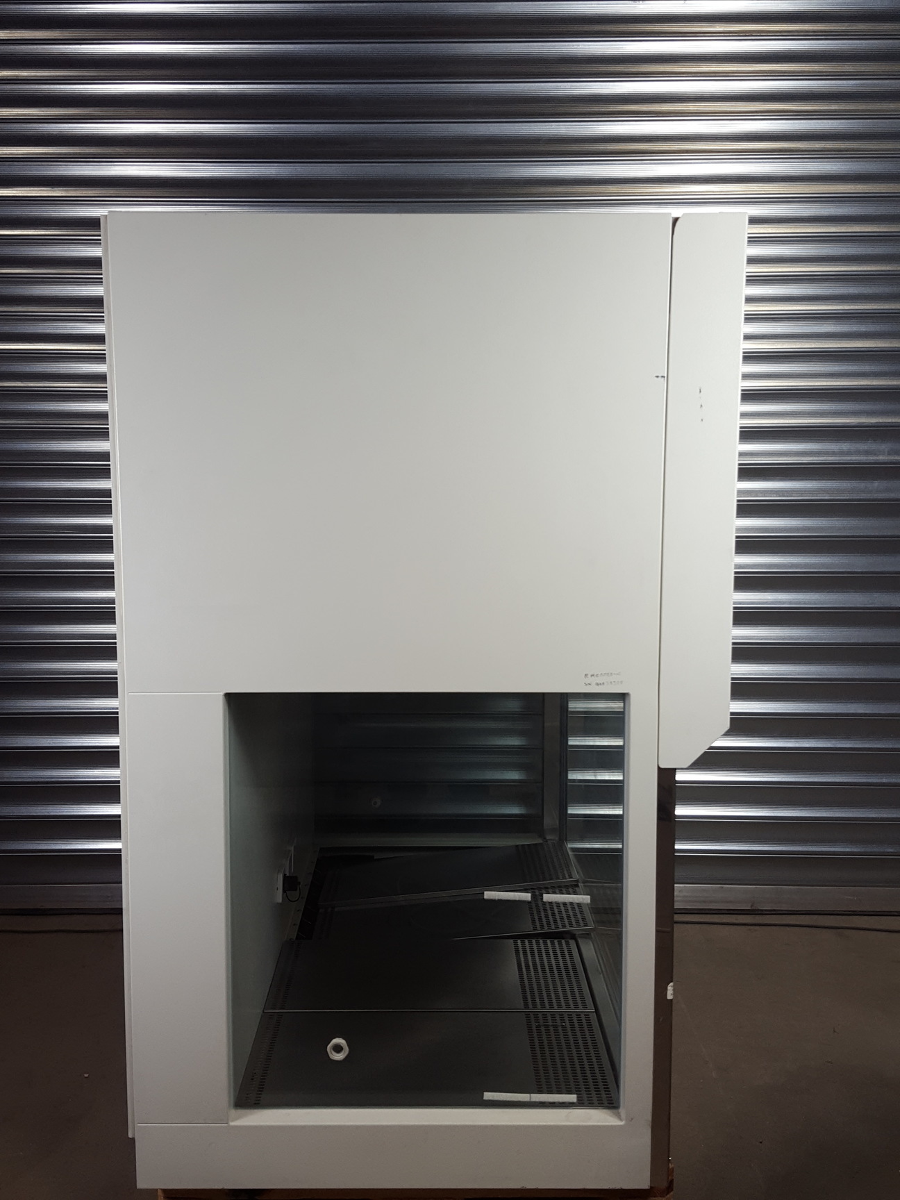 Image of Heraeus Herasafe HS-12 Class II Flow Cabinet Lab Spares or Repairs