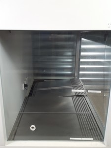 Thumbnail image of Heraeus Herasafe HS-12 Class II Flow Cabinet Lab Spares or Repairs