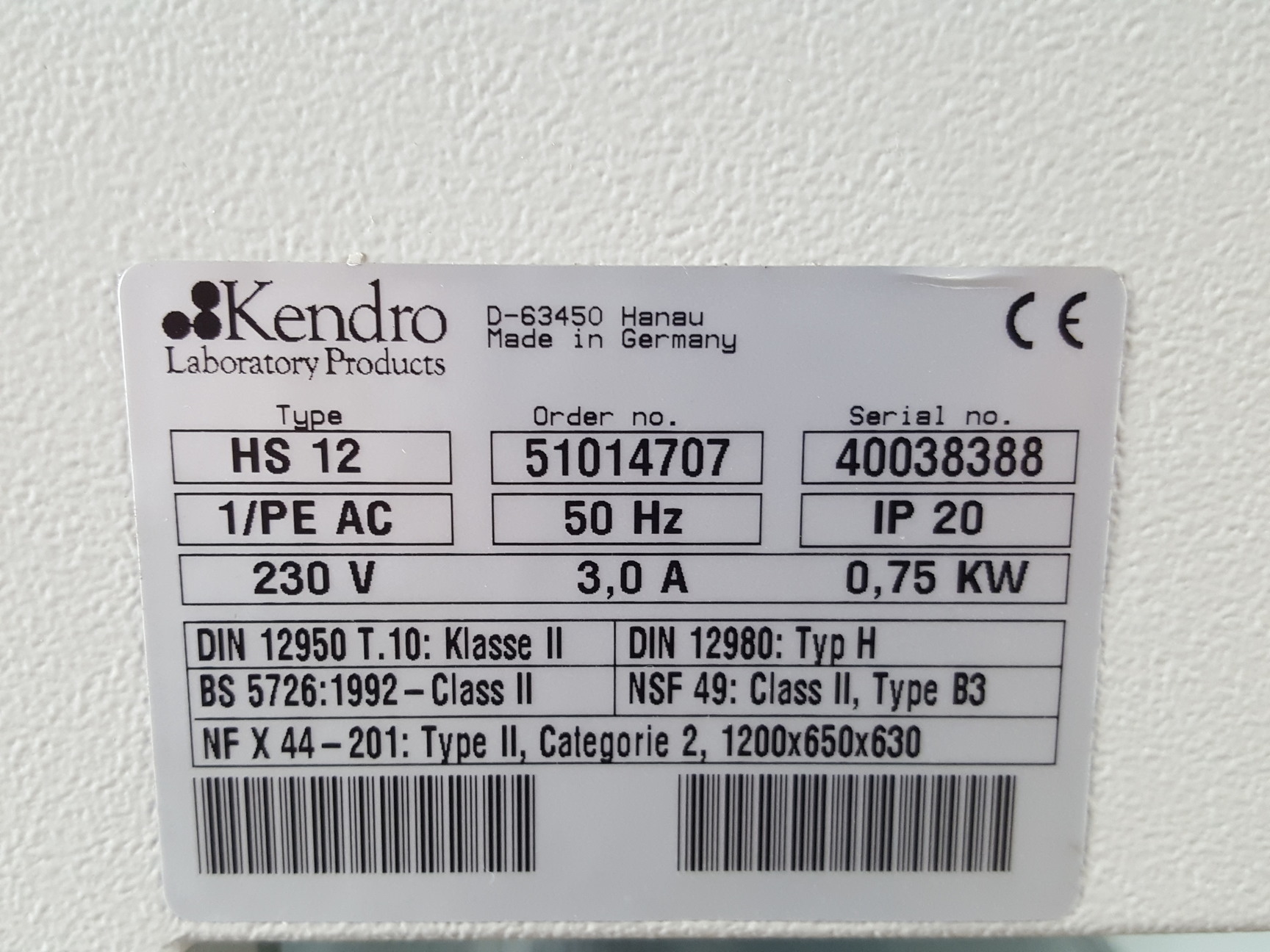 Image of Heraeus Herasafe HS-12 Class II Flow Cabinet Lab Spares or Repairs
