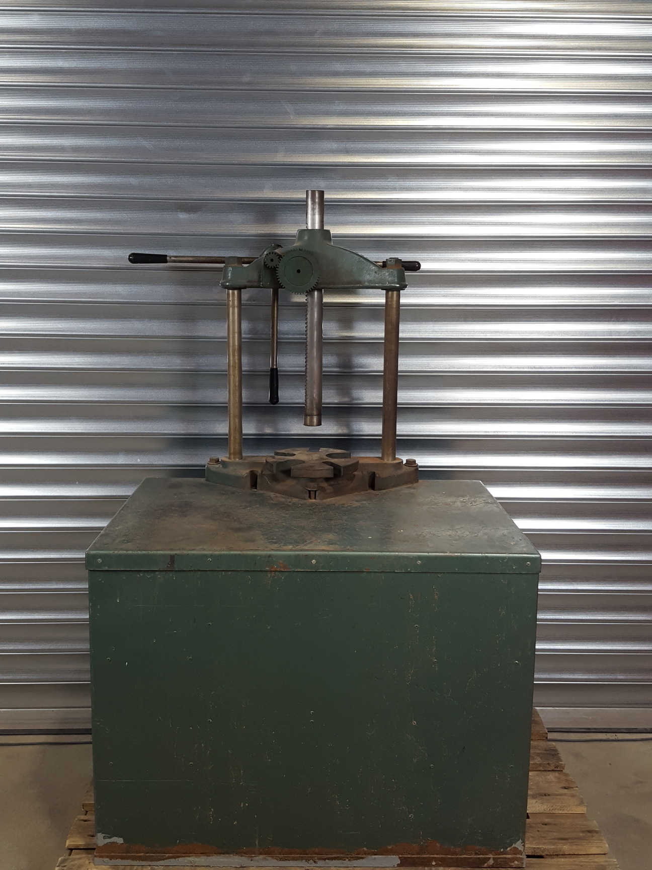 Image of Marlco London Manual Engineering Press + Accessories Metal Workshop