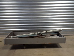 Thumbnail image of Keetona Powered Metalworking Guillotine 048076 (Max 1/8" Mild Steel Capacity)
