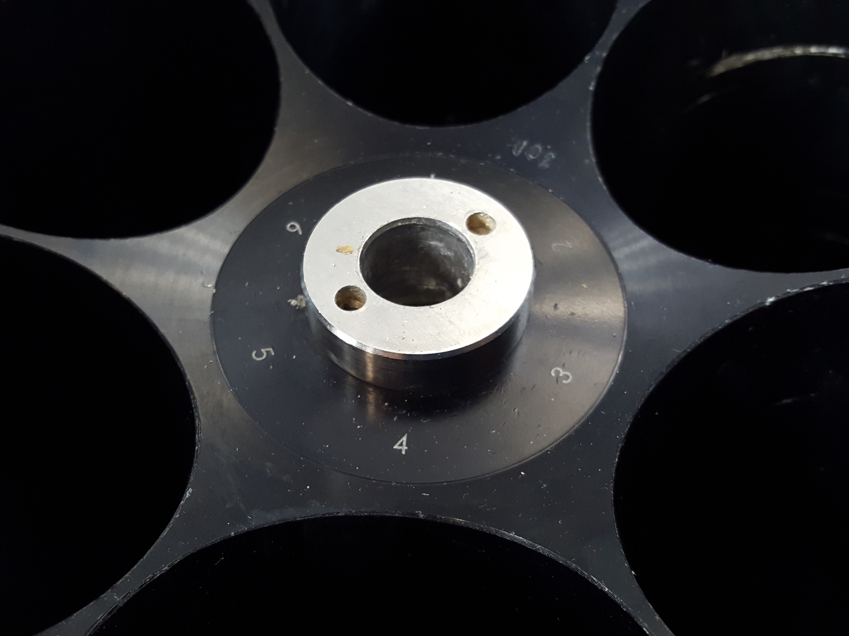 Image of Sorvall SLA-3000 Super Lite Fixed Angle Centrifuge Rotor 6 x 500mL 12,000rpm Lab