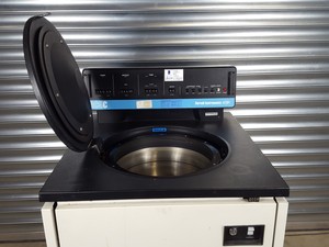 Thumbnail image of Sorvall RC5C Refrigerated SuperSpeed Lab Centrifuge DuPont Ultracentrifuge