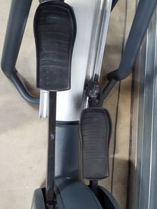 Thumbnail image of Precor USA EFX 556 Elliptical Cross-Trainer Commercial Gym