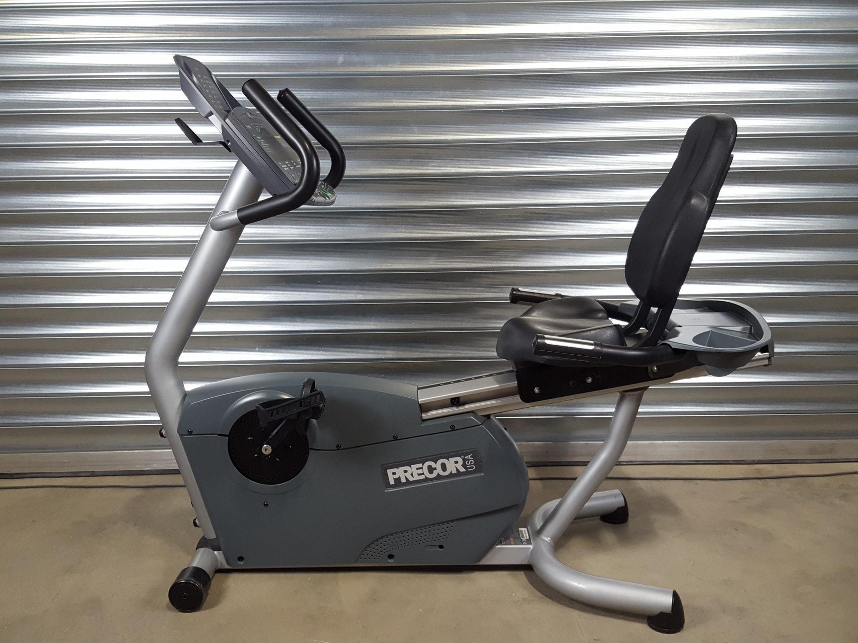 Image of Precor USA C846i Recumbent Exercise Bike Commercial Gym