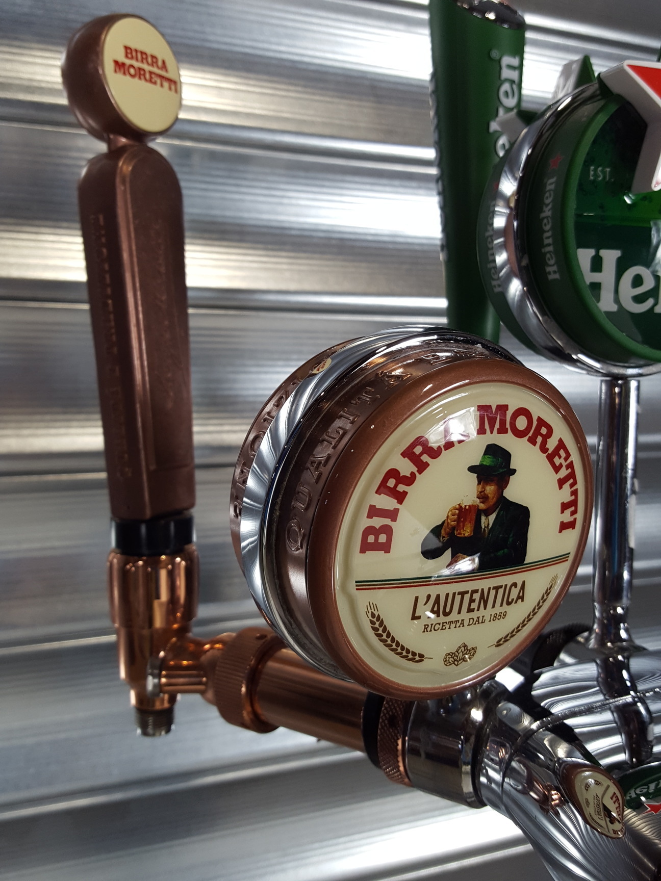 Image of Chrome 3 Tap Draught Beer/Cider Pump Bar Heineken, Longhorn, Birra Moretti