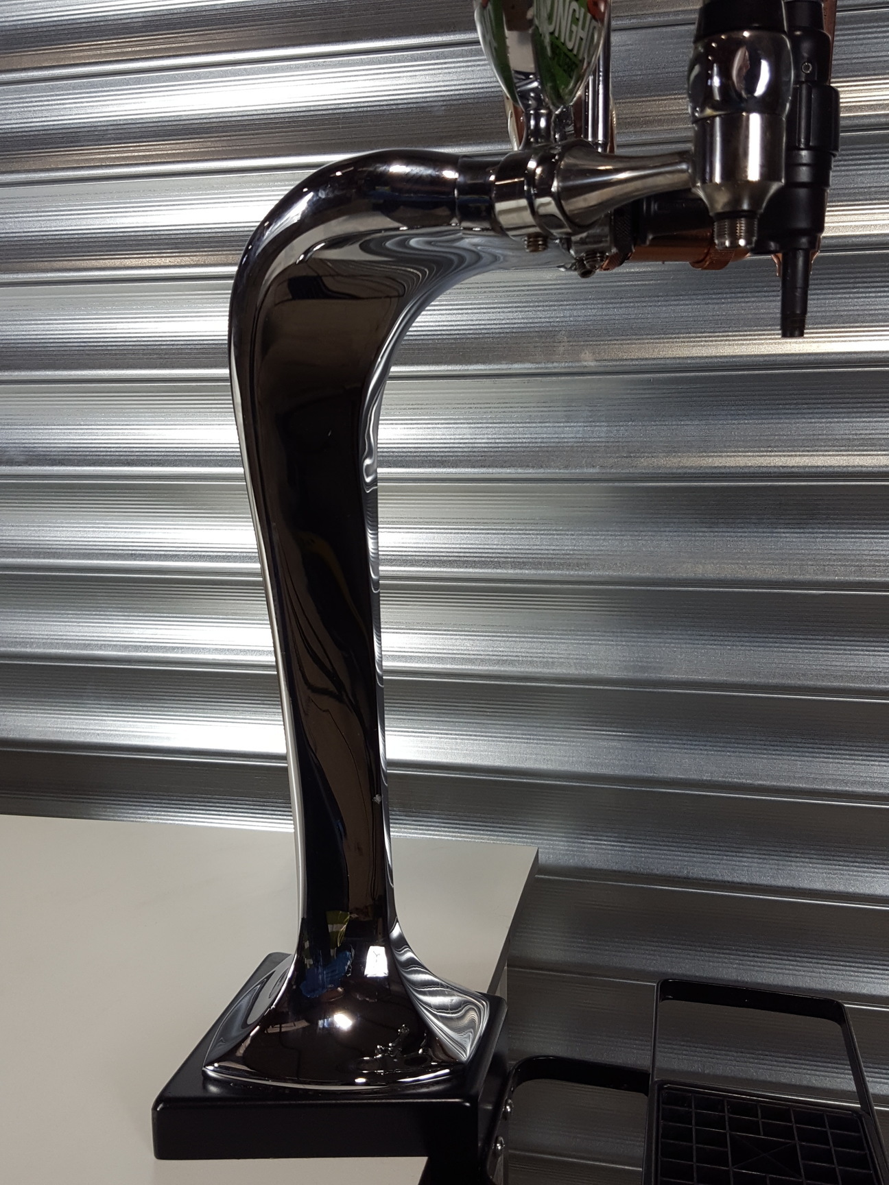 Image of Chrome 3 Tap Draught Beer/Cider Pump Bar Heineken, Longhorn, Birra Moretti