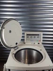 Thumbnail image of Beckman Coulter Avanti J-20 XP Ultracentrifuge - Spares / Repairs Lab