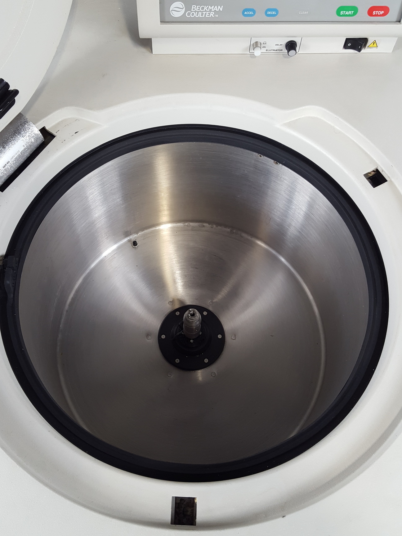 Image of Beckman Coulter Avanti J-20 XP Ultracentrifuge - Spares / Repairs Lab