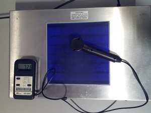 Thumbnail image of UVP Chromato-Vue TM 20 UV Transilluminator Lab