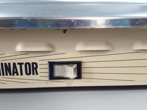 Thumbnail image of UVP Chromato-Vue TM 20 UV Transilluminator Lab