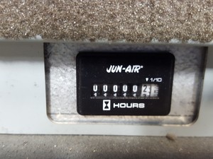 Thumbnail image of Parker 3848 NitroFlow LAB Mobile Nitrogen Gas Generator