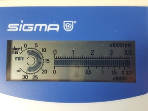 Thumbnail image of Sigma 2-5 3900rpm Benchtop Centrifuge + 11030 37/D Bucket Rotor Lab 