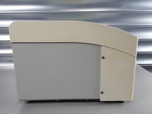 Thumbnail image of Sigma 2-5 3900rpm Benchtop Centrifuge + 11030 37/D Bucket Rotor Lab 