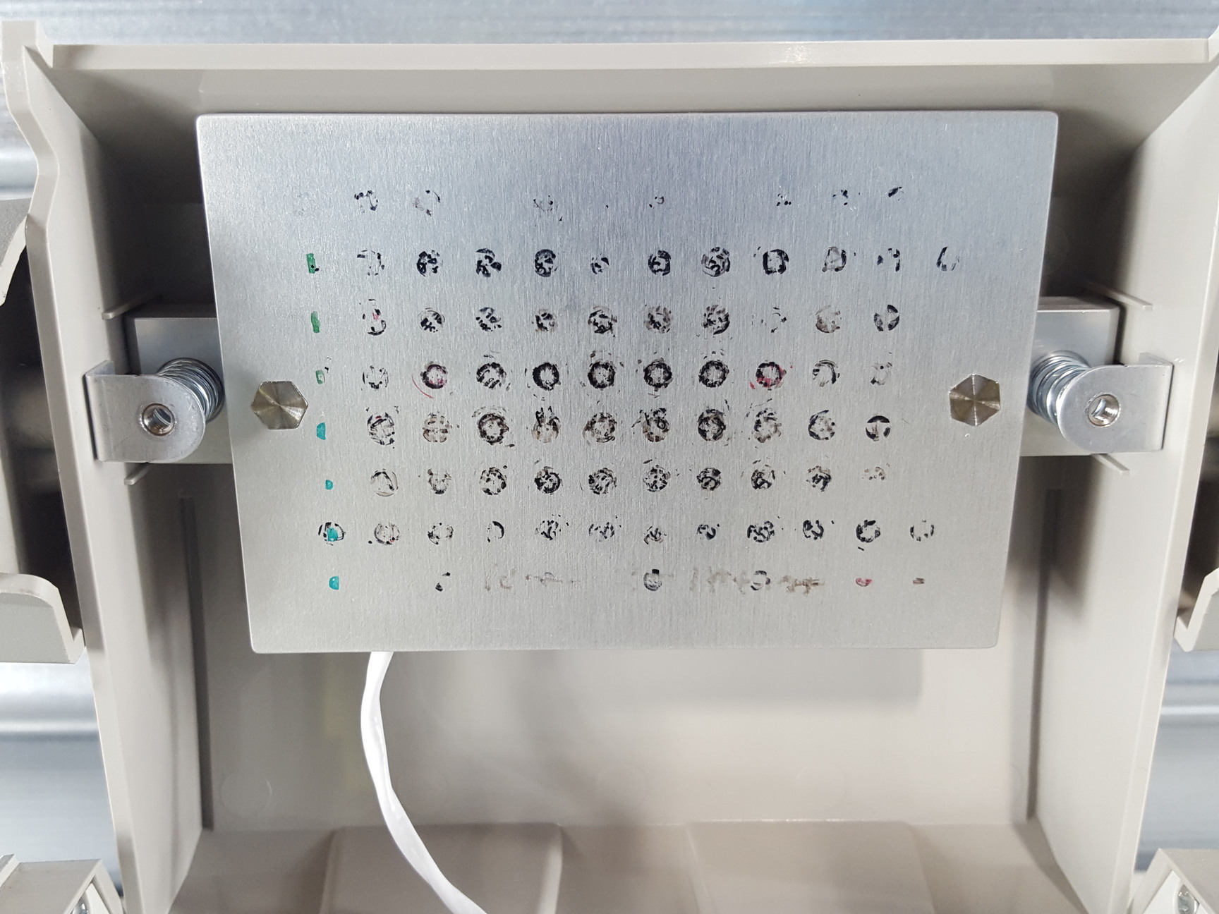 Image of Applied Biosystems 2720 Benchtop PCR Thermal Cycler Lab