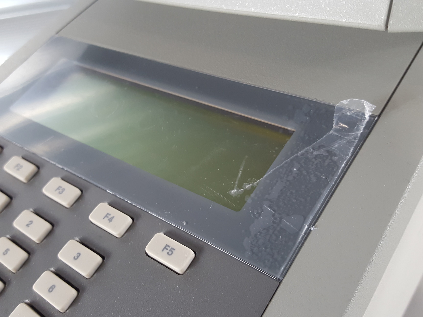 Image of Applied Biosystems 2720 Benchtop PCR Thermal Cycler Lab
