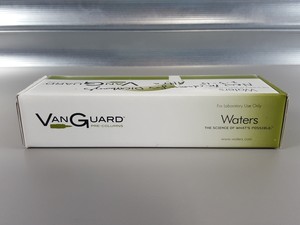 Thumbnail image of Waters Acquity BEH C18 1.7um VanGuard Pre-Column 3/Pk 2.1 x 5mm HPLC 186003975