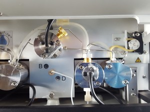 Thumbnail image of Dionex Ultimate 3000 HPLC System HPG-3400M Pump, PDA-3000 Detector, Lab